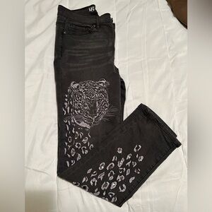 Diane Gilman grey jeans with leopard embroidery. Excellent condition.